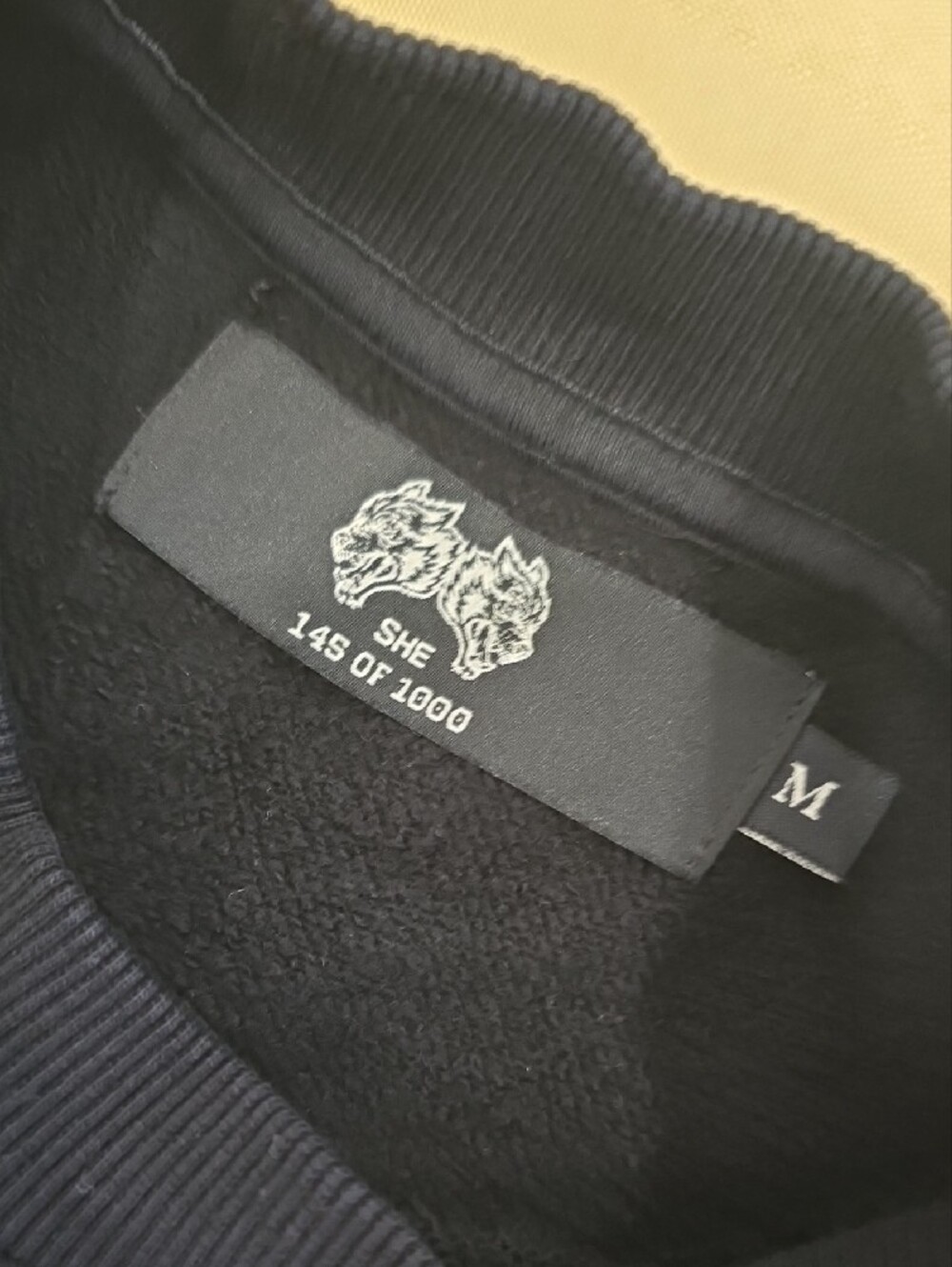 Darc Sport Black 'Wolves' Graphic Crewneck Sweatshirt - M - Picture 7 of 11